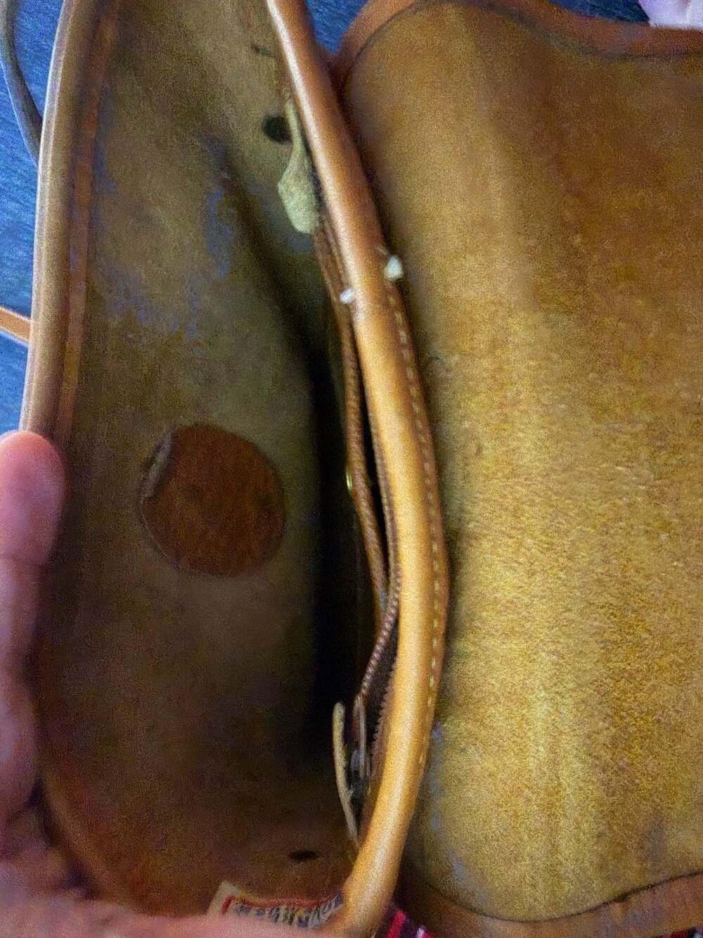 Vintage Dooney & Bourke All Weather Leather Crossbody Bag in Cognac - Picture 6 of 6